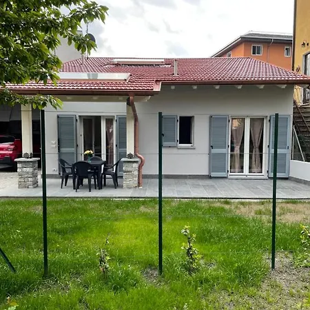 Casa Tortora Semesterbostad Gravedona