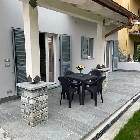 Casa Tortora Feriehus *